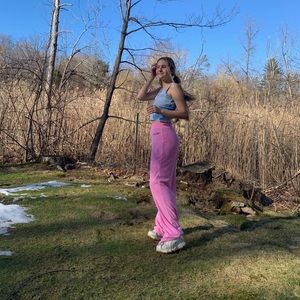 Meet your Posher, Ariel